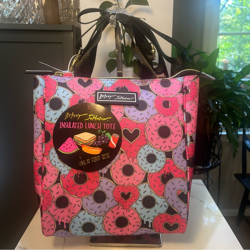 Betsey Johnson Donut Doughnut Lunch Tote Crossbody Insulated NWT